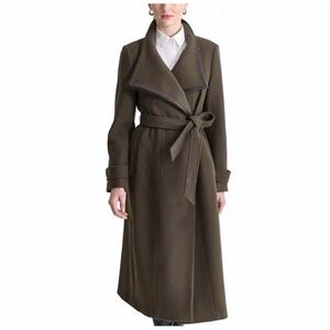 Dkny NWOT $500 DKNY Wool-Blend Belted
Wing-Collar Maxi Coat in Loden Small